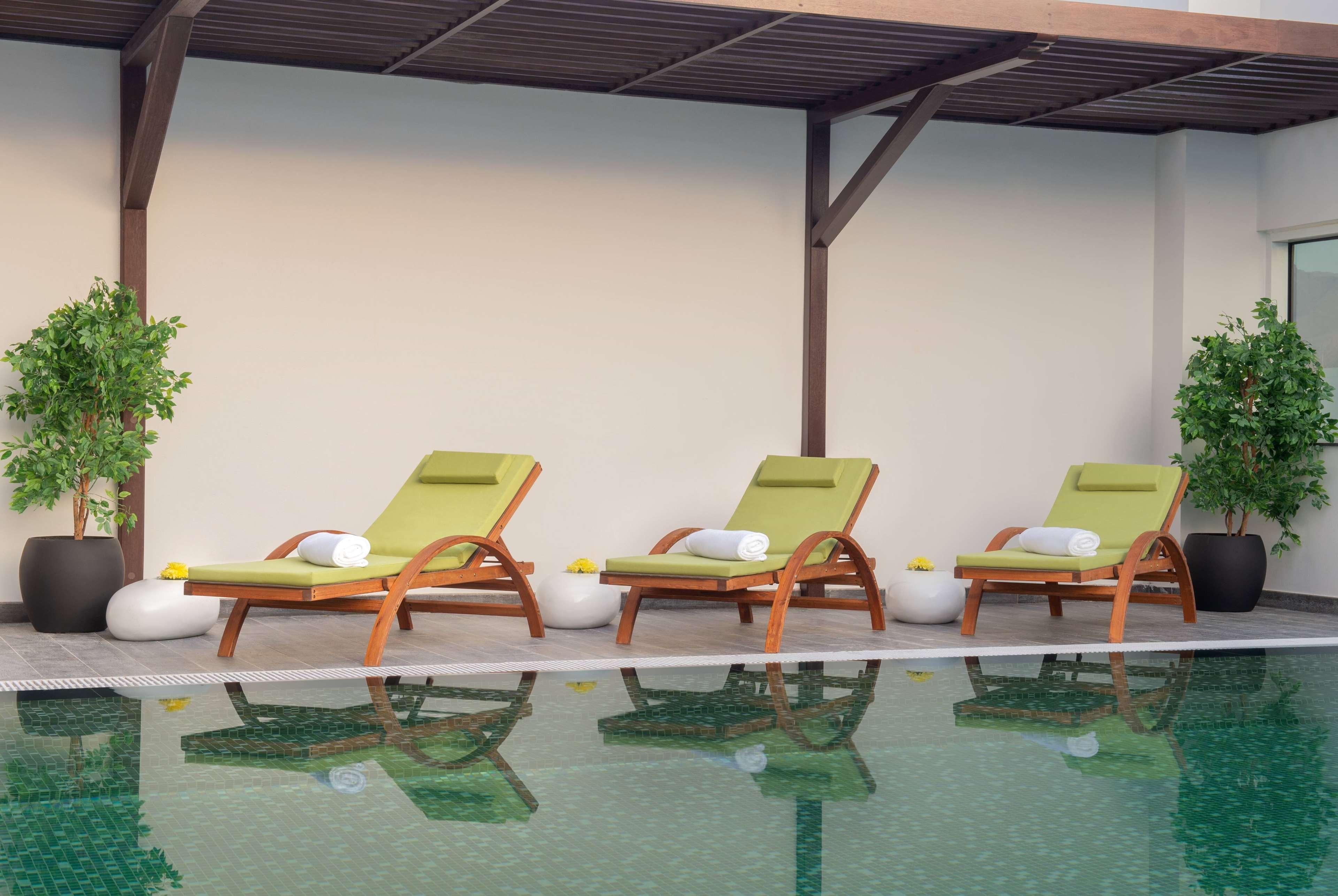 Wyndham Garden Muscat Al Khuwair Hotel Exterior foto
