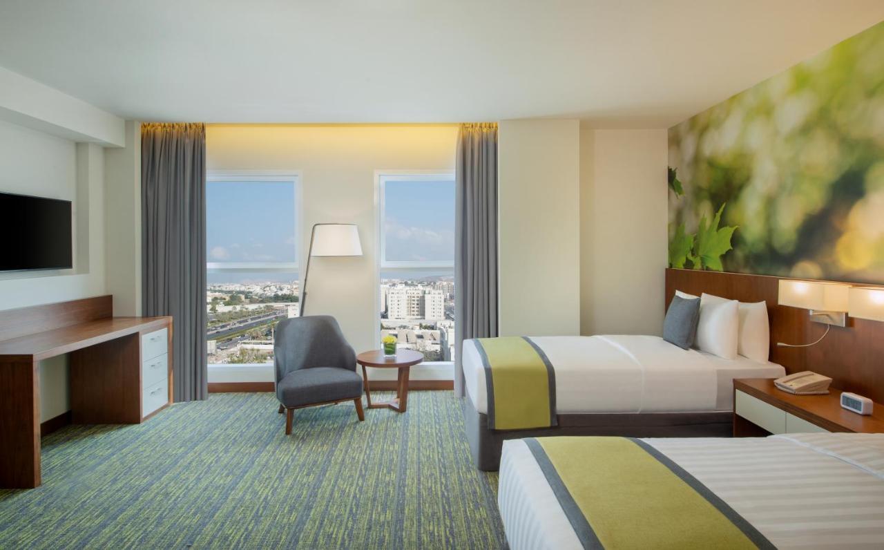Wyndham Garden Muscat Al Khuwair Hotel Exterior foto