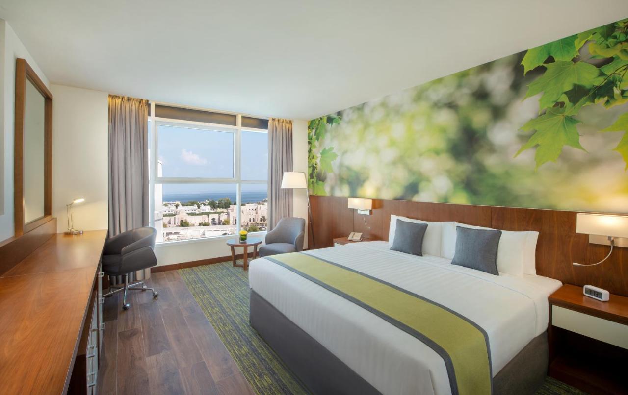 Wyndham Garden Muscat Al Khuwair Hotel Exterior foto